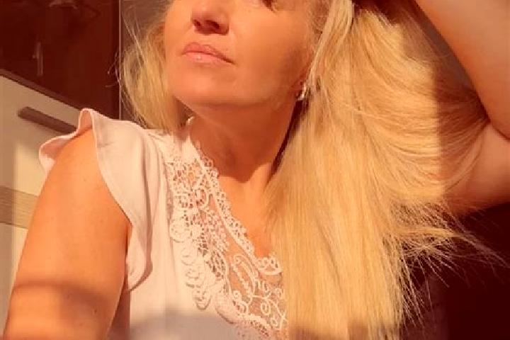 Zoey, 25 — Escort in Hagen, Luxembourg