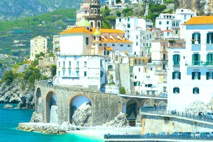 Zoey, 25 — Escort in Licata, Italy