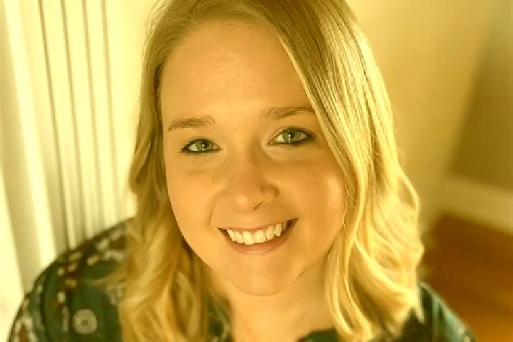 Zoey, 25 — Escort in Maysville, United States