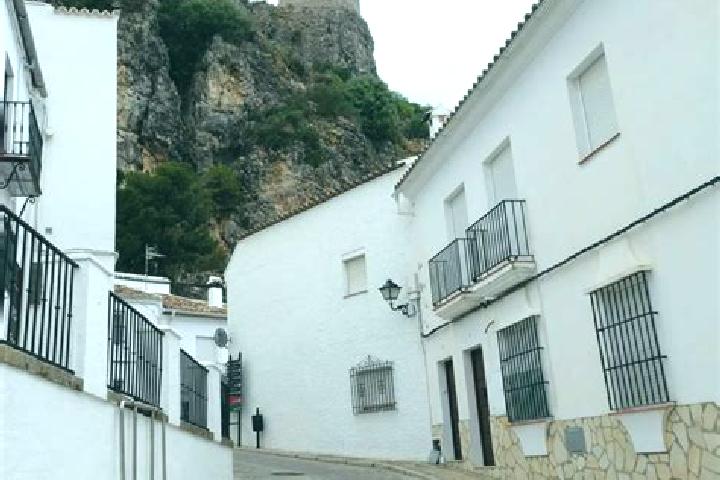 Zoey, 25 — Escort in Segura de la Sierra, Spain