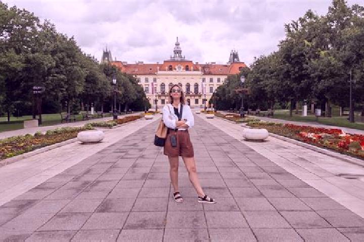Zoey, 25 — Escort in Surduk, Serbia