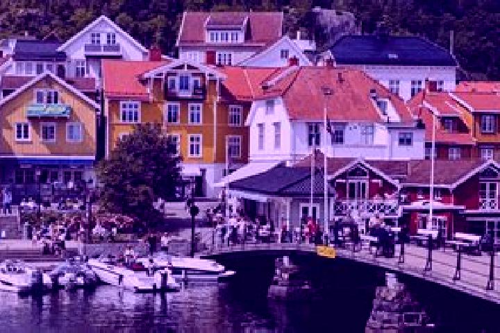 Zoey, 25 — Escort in Tomterasen, Norway