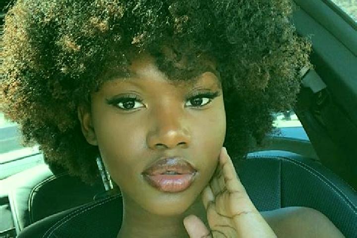 Zoey, 26, a black dark-eyed ebony companion based in Bolt. Offering Massage, Overnight, Domination. Available for incall and outcall, day and evening dates.