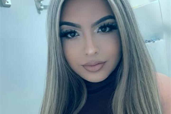 Zoey, 26, a blonde dark-eyed latina companion based in Nieu-Bethesda. Offering Party Girl, OWO, A-Level, Girlfriend Experience, Dinner Date. Available for in...