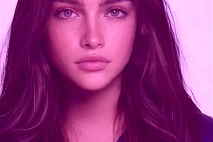 Zoey, 26, a brunette blue-eyed middle eastern companion based in Kozel sk. Offering Overnight, Fetish, Girlfriend Experience, Massage. Available for incall a...