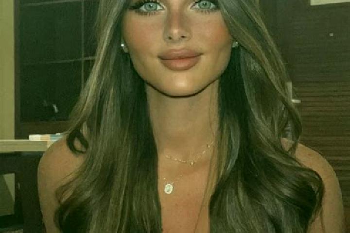 Zoey, 26, a brunette dark-eyed slavic companion based in Neosob. Offering Overnight, Dinner Date, BDSM. Available for incall and outcall, day and evening dates.