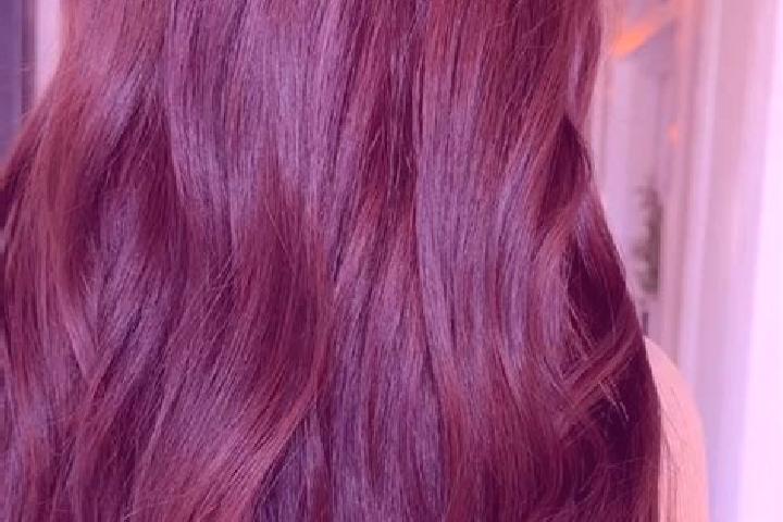 Zoey, 26, a red brown-eyed caucasian companion based in Kesiutkawan Kaja. Offering Tantra, Striptease. Available for incall and outcall, overnight bookings a...