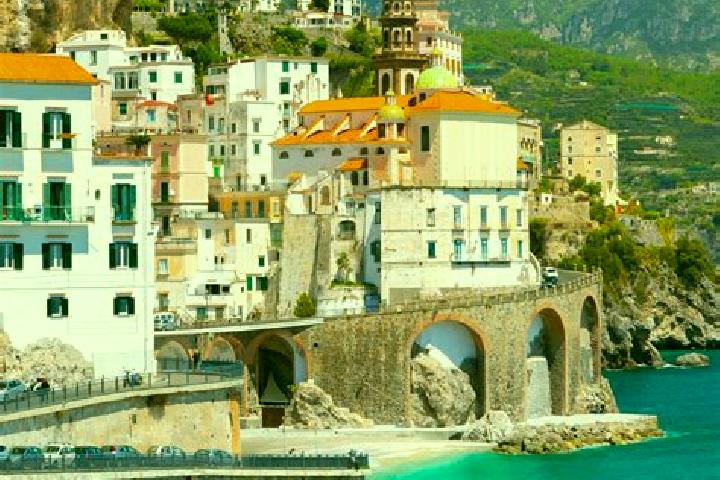 Zoey, 26 — Escort in Aritzo, Italy