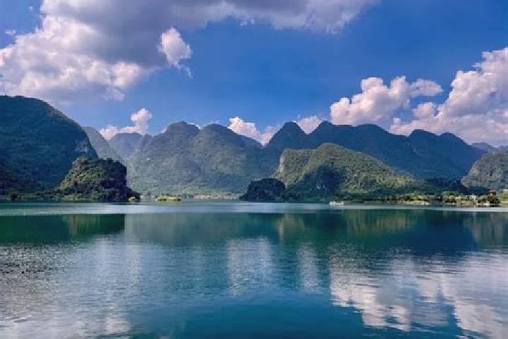 Zoey, 26 — Escort in Fushui, China