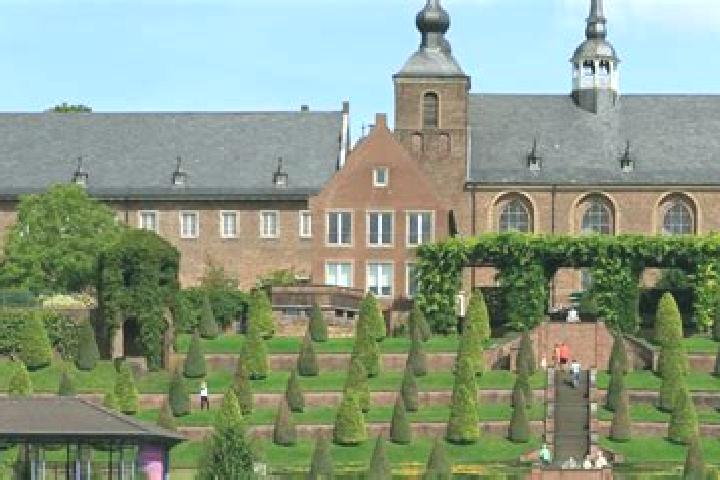 Zoey, 26 — Escort in Kamp-Lintfort, Germany