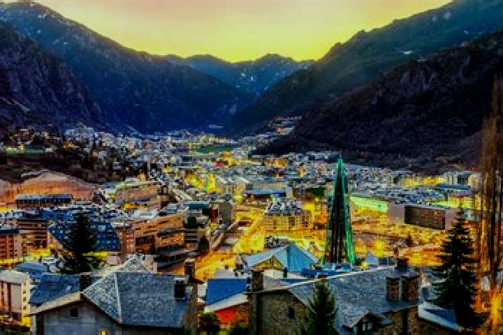 Zoey, 26 — Escort in les Escaldes, Andorra