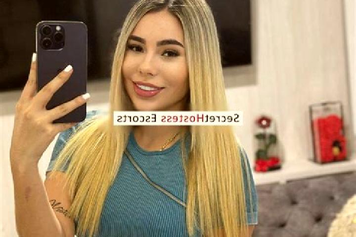 Zoey, 26 — Escort in Santo Domingo Huehuetlan, Mexico