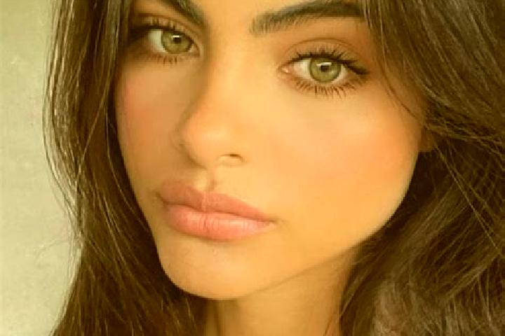 Zoey, 27, a brunette green-eyed caucasian companion based in Agapovka. Offering Duos, Prostate Massage, Couples, GFE. Available for incall and outcall, day a...