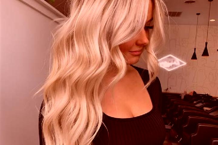 Zoey, 27, a platinum blonde amber-eyed caucasian companion based in Calliaqua. Offering Fetish, BDSM, CIM. Available for incall and outcall, overnight bookin...