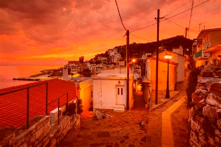 Zoey, 27 — Escort in Agios Kirykos, Greece