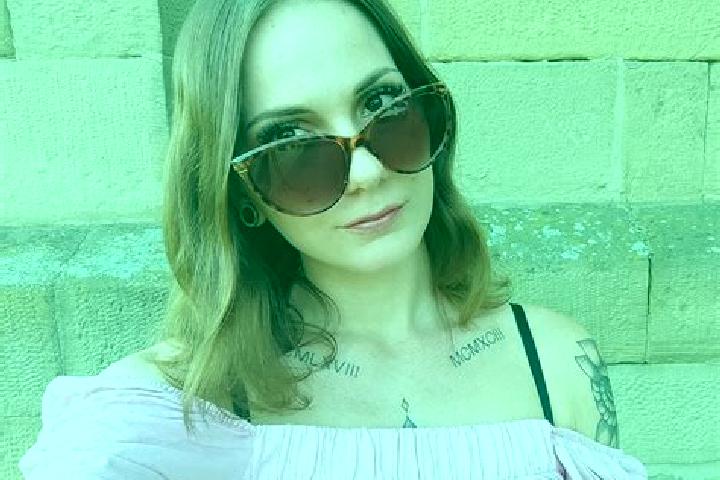 Zoey, 27 — Escort in Epfenbach, Germany