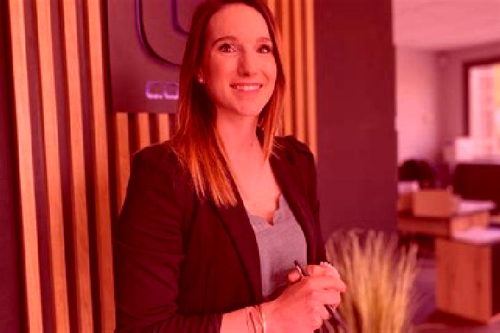 Zoey, 27 — Escort in Saint-Romain-en-Jarez, France