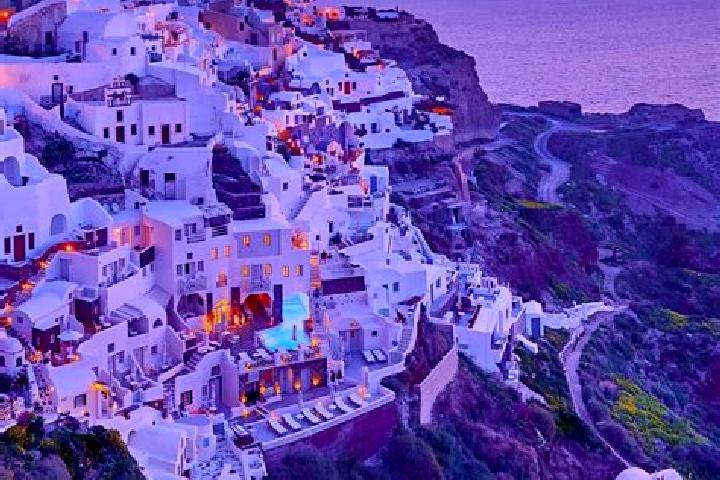 Zoey, 27 — Escort in Tryfos, Greece