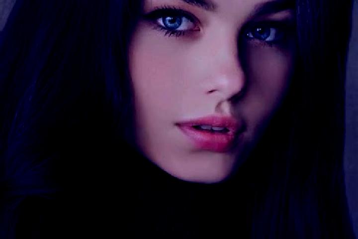 Zoey, 28, a auburn dark-eyed caucasian companion based in Simionesti. Offering Deep French Kissing, Overnight, Fetish. Available for incall and outcall, day ...