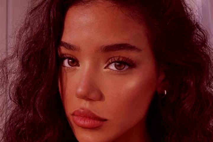 Zoey, 28, a black brown-eyed caribbean companion based in Promised Land. Offering Domination, Deep French Kissing, 69, Girlfriend Experience. Available for i...