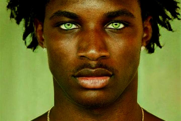 Zoey, 28, a black green-eyed caucasian companion based in Oeselgem. Offering Fetish, Prostate Massage, Travel Companion. Available for incall and outcall, ov...