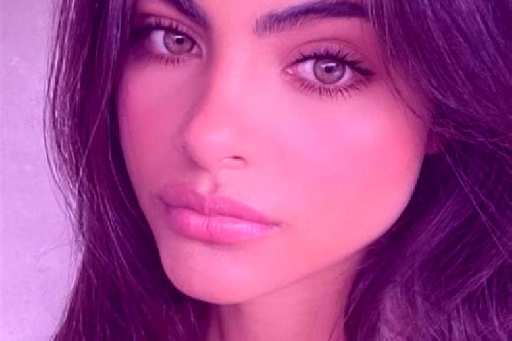 Zoey, 28, a black hazel-eyed middle eastern companion based in Ganding. Offering 69, Domination, GFE. Available for incall and outcall, overnight bookings av...