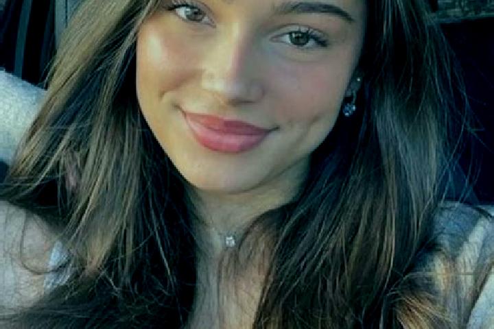 Zoey, 28, a brunette hazel-eyed mediterranean companion based in Villecheneve. Offering Travel Companion, A-Level, Overnight. Available for incall and outcal...