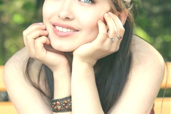 Zoey, 28, a chestnut blue-eyed asian companion based in Somme-Leuze. Offering A-Level, Roleplay, Tantra, Deep French Kissing. Available for incall and outcal...