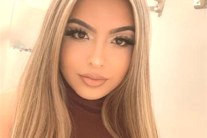 Zoey, 28, a chestnut blue-eyed mixed companion based in Dietenhofen. Offering Dinner Date, Domination, Striptease. Available for incall and outcall, day and ...