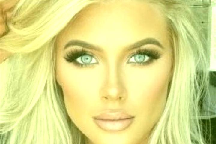 Zoey, 28, a platinum blonde grey-eyed middle eastern companion based in Ebilassokro. Offering Massage, Couples, BDSM, Striptease. Available for incall and ou...