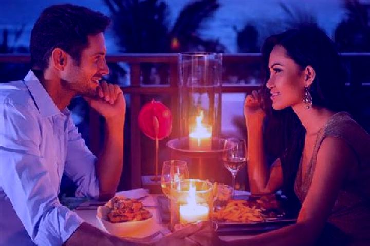 Zoey, 28, a red blue-eyed caucasian companion based in Sankelmark. Offering Massage, Dinner Date, Couples. Available for incall and outcall, day and evening ...