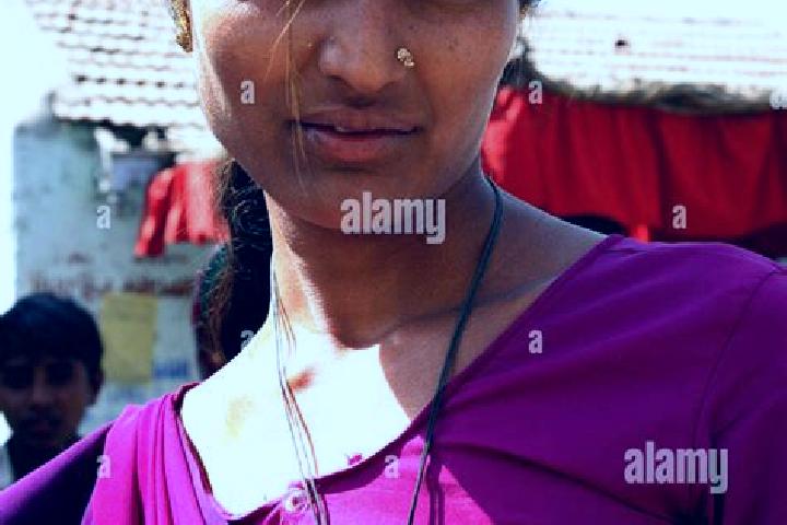 Zoey, 28, a red blue-eyed indian companion based in Jembatandua. Offering Dinner Date, Fetish, Erotic Massage, Couples. Available for incall and outcall, ove...