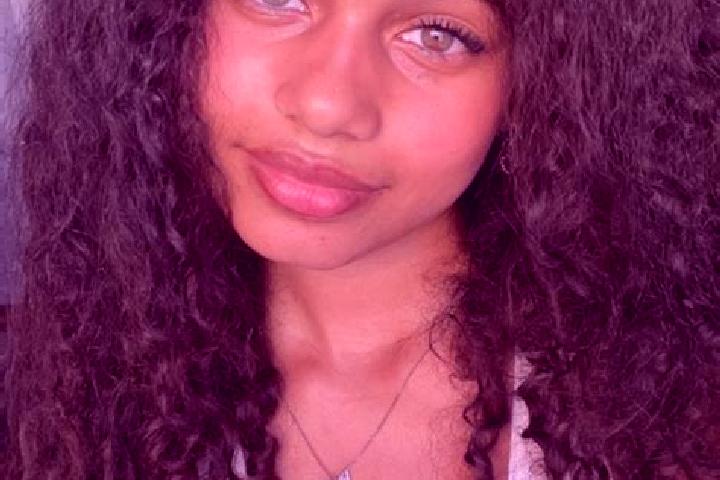 Zoey, 29, a black hazel-eyed ebony companion based in Ecrosnes. Offering CIM, OWO, Couples. Available for incall and outcall, overnight bookings available.