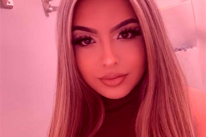 Zoey, 29, a blonde dark-eyed latina companion based in Reisterstown. Offering Domination, OWO, Couples. Available for incall and outcall, day and evening dates.
