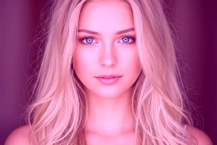 Zoey, 29, a blonde grey-eyed mixed companion based in Culjkovic. Offering 69, A-Level. Available for incall and outcall, overnight bookings available.