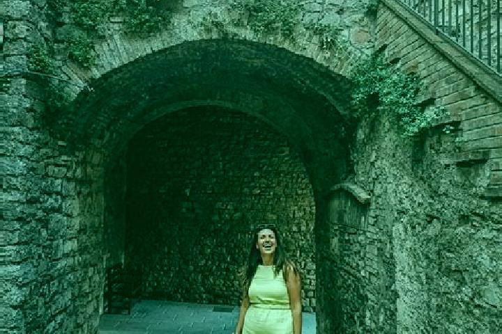 Zoey, 29, a chestnut hazel-eyed caucasian companion based in Monte Castello di Vibio. Offering Travel Companion, Party Girl, Roleplay, Deep French Kissing, S...