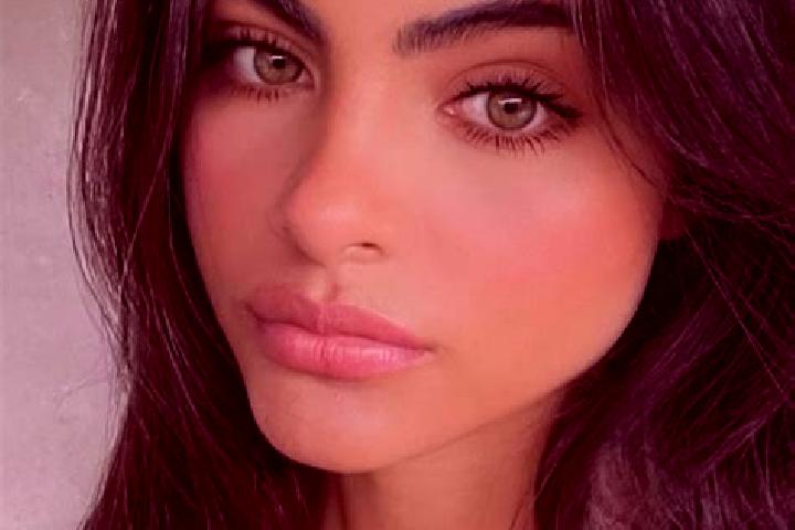 Zoey, 29, a chestnut hazel-eyed indian companion based in Lapas. Offering Girlfriend Experience, CIM, Prostate Massage, Duos. Available for incall and outcal...