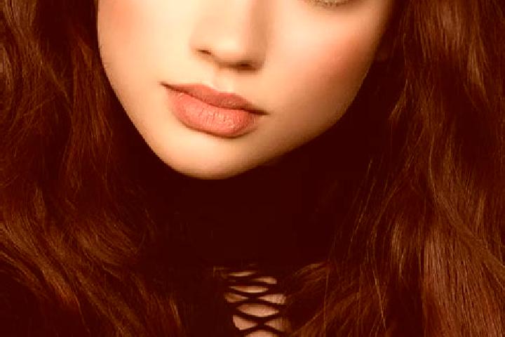 Zoey, 29, a red dark-eyed european companion based in Montgeron. Offering BDSM, CIM, A-Level. Available for incall and outcall, day and evening dates.