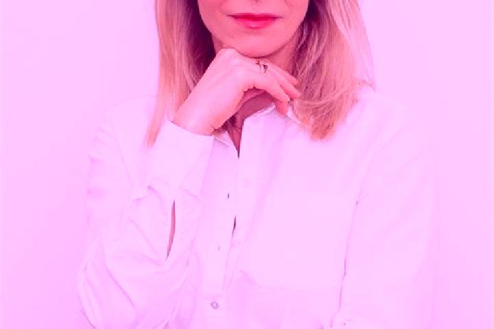 Zoey, 29 — Escort in Berteaucourt-les-Dames, France