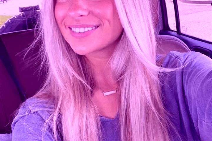 Zoey, 29 — Escort in Fallon, United States