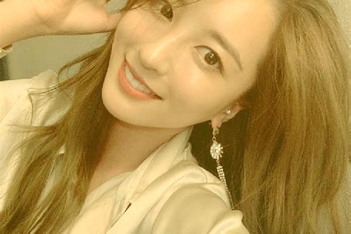Zoey, 29 — Escort in Mingkou, China