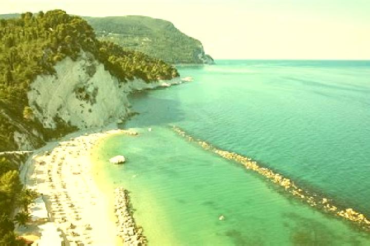 Zoey, 29 — Escort in Piane di Montegiorgio, Italy