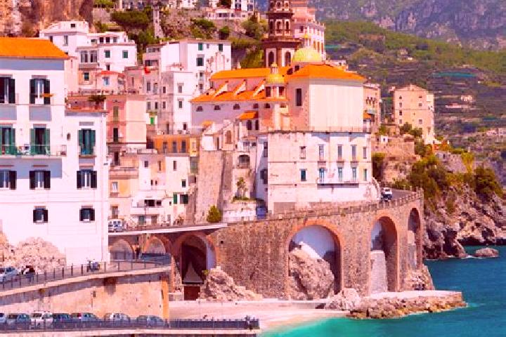 Zoey, 29 — Escort in Vastogirardi, Italy