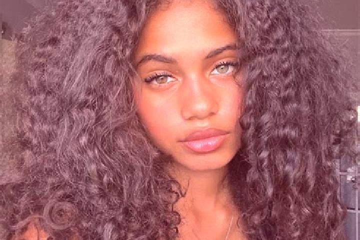 Zoey, 30, a auburn blue-eyed ebony companion based in Warisan. Offering Prostate Massage, Overnight, GFE, Girlfriend Experience, Roleplay. Available for inca...