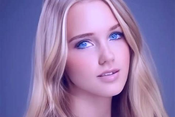 Zoey, 30, a dark blonde dark-eyed mediterranean companion based in Phongsali. Offering GFE, Girlfriend Experience, A-Level, Erotic Massage, Duos. Available f...