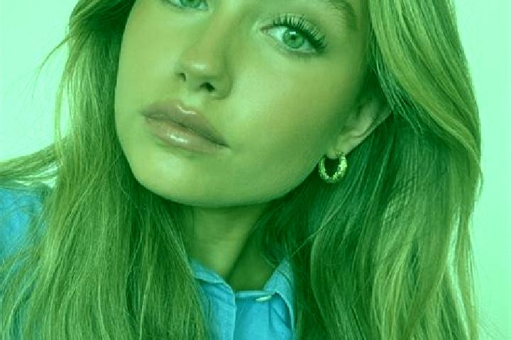 Zoey, 30, a dark blonde green-eyed caucasian companion based in Cikokong. Offering Erotic Massage, Travel Companion, A-Level. Available for incall and outcal...