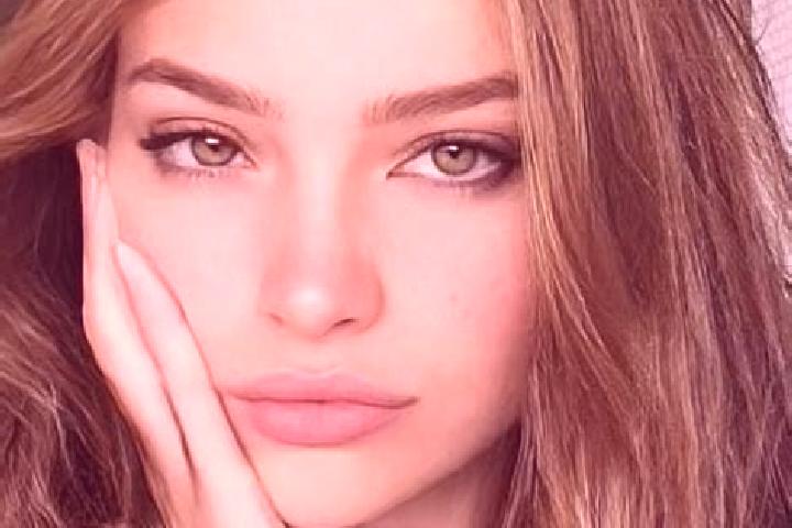 Zoey, 30, a dark blonde hazel-eyed european companion based in Jungutbatu Kaja Dua. Offering Deep French Kissing, Dinner Date, OWO. Available for incall and ...