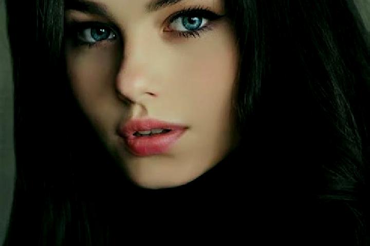 Zoey, 30, a red dark-eyed slavic companion based in Sulz. Offering Massage, Domination, Deep French Kissing. Available for incall and outcall, day and evenin...