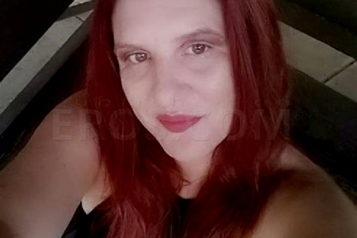 Zoey, 30, a red green-eyed indian companion based in Achtrup. Offering GFE, Striptease, Tantra, Erotic Massage, 69. Available for incall and outcall, overnig...