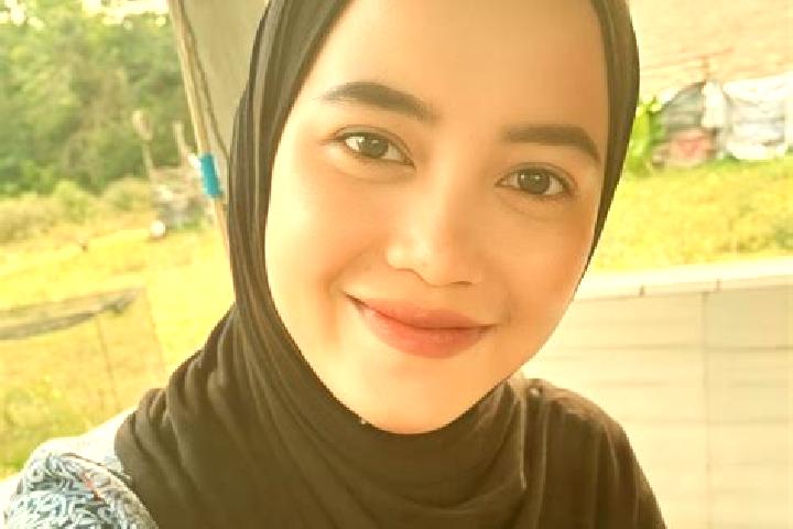 Zoey, 30 — Escort in Indralaya, Indonesia